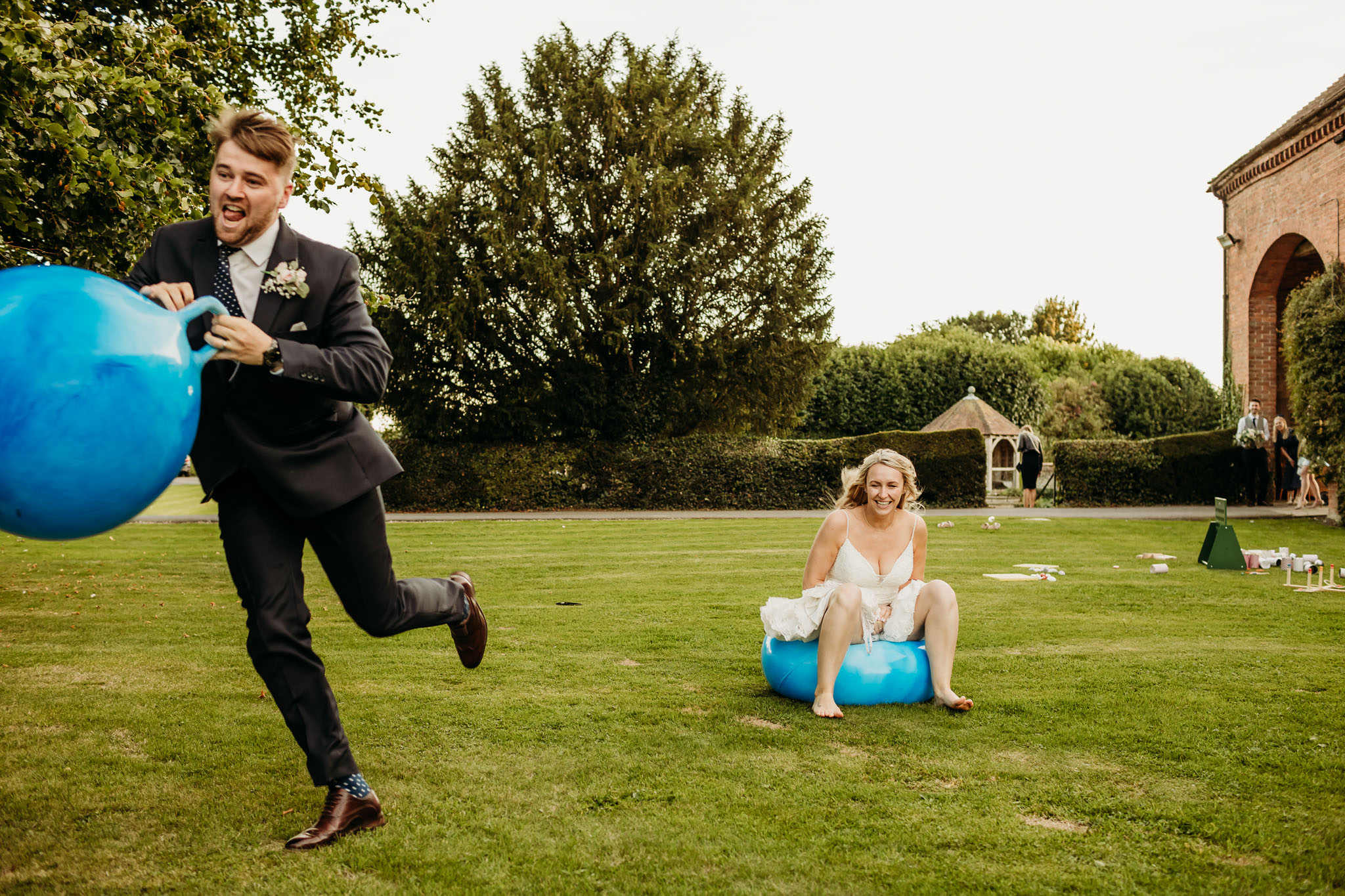 Candid Photography - Wedding - When Charlie Met Hannah